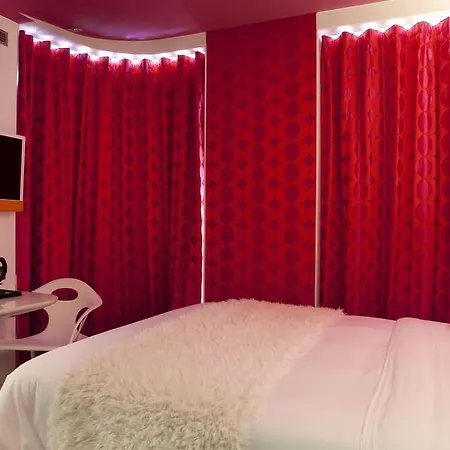Hotel Sejour Beaubourg *